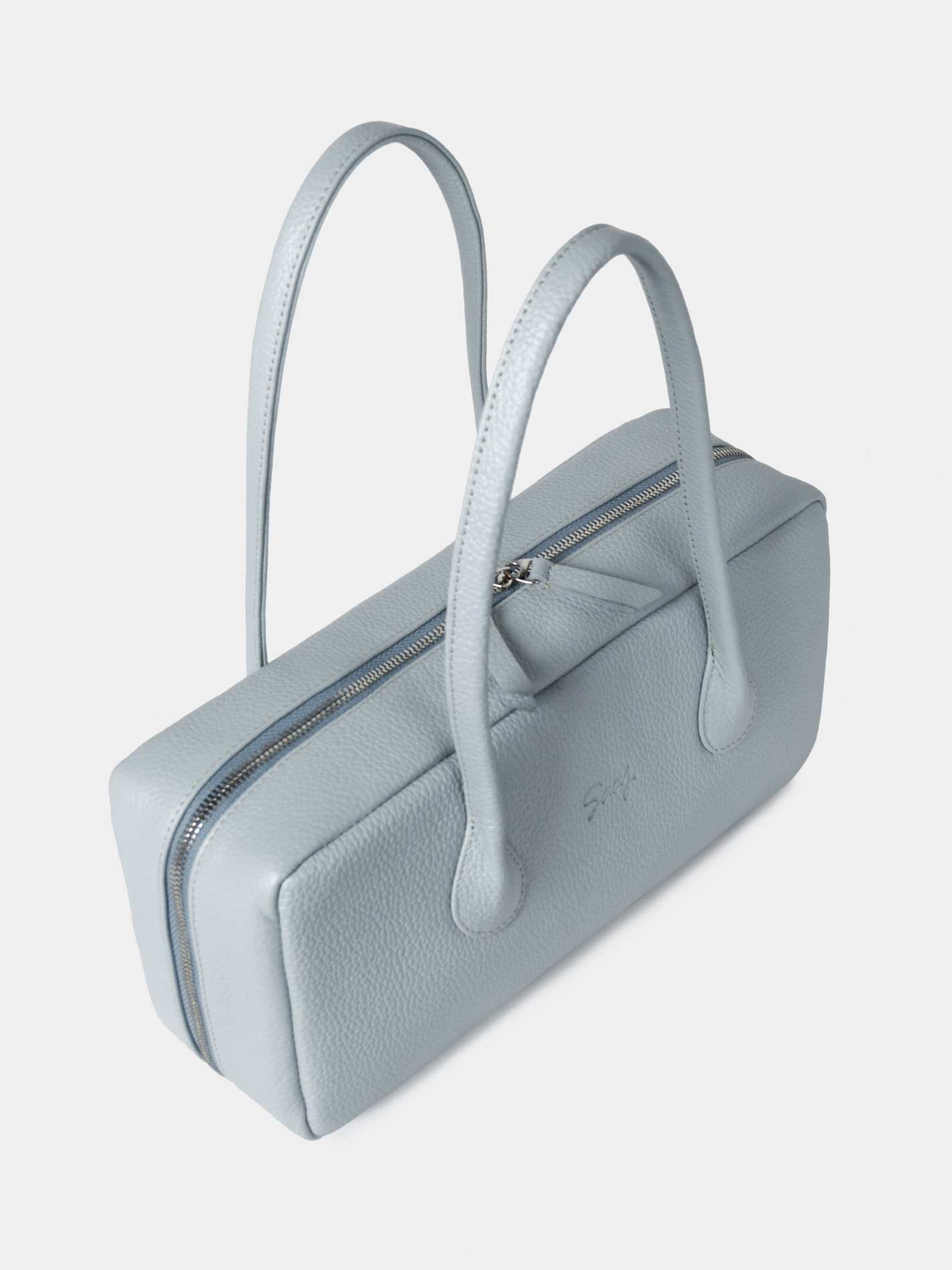 Сумка-багет из натуральной кожи Кожаная сумка-багет небесного цвета