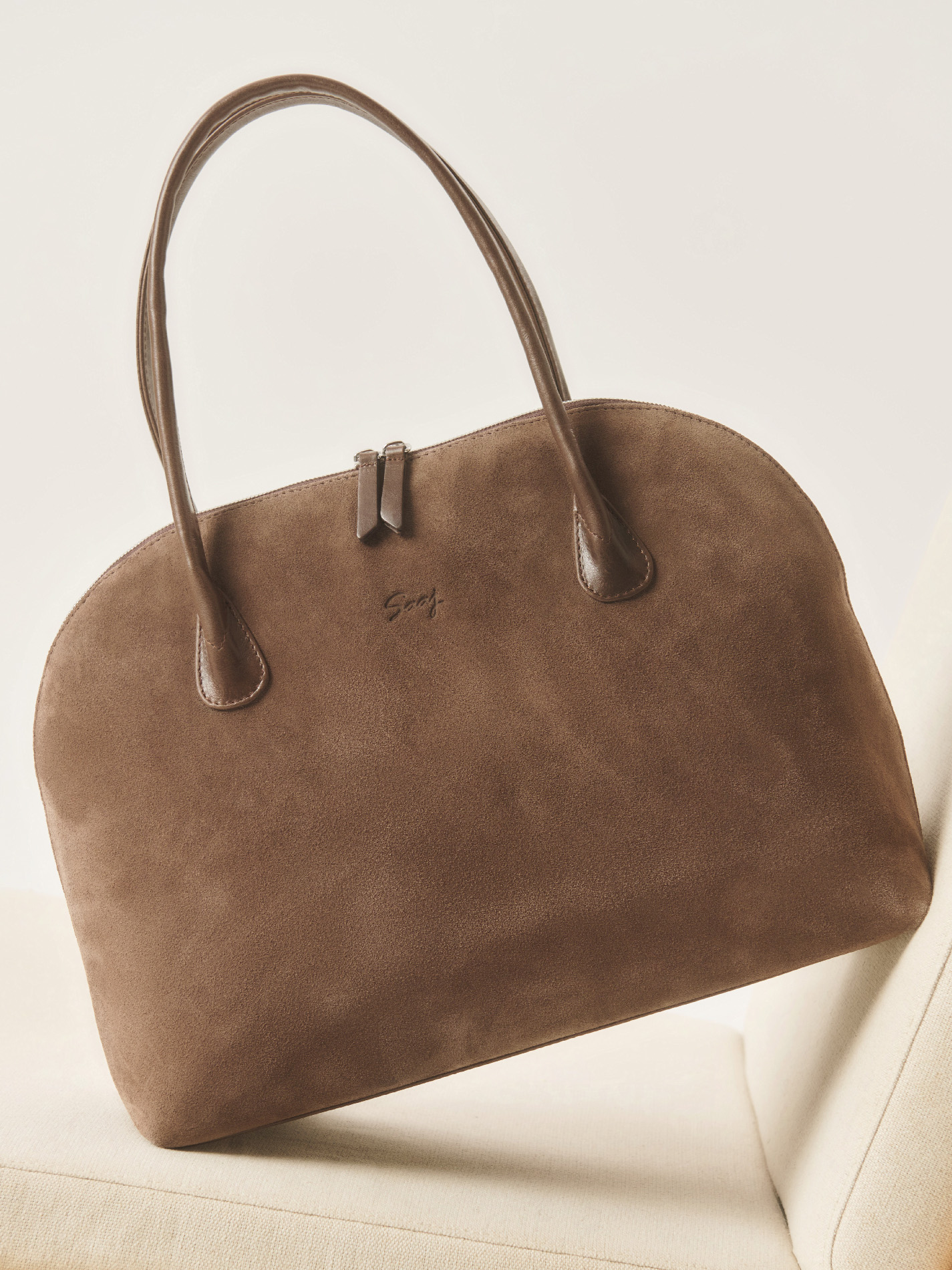 Замшевая сумка коричневого цвета для ноутбука 14 дюймов