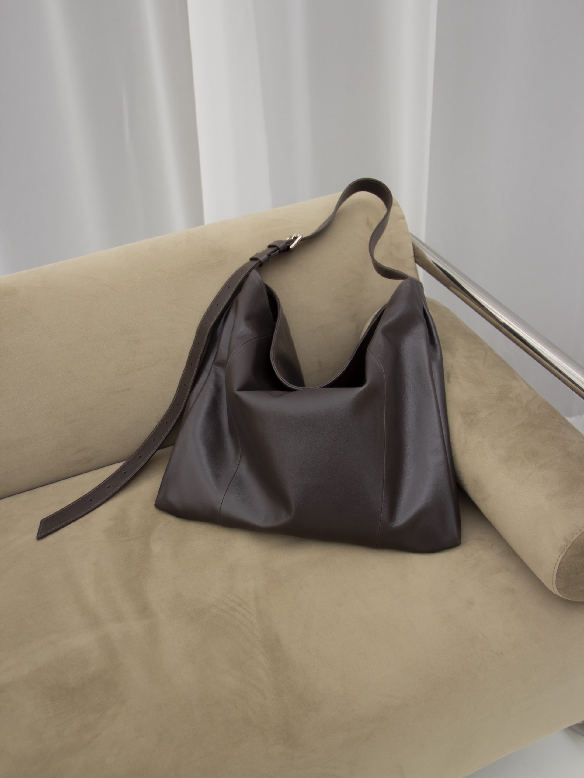 Шоппер 16 дюймов Кожаный шоппер темно-коричневого цвета для ноутбука 16 дюймов