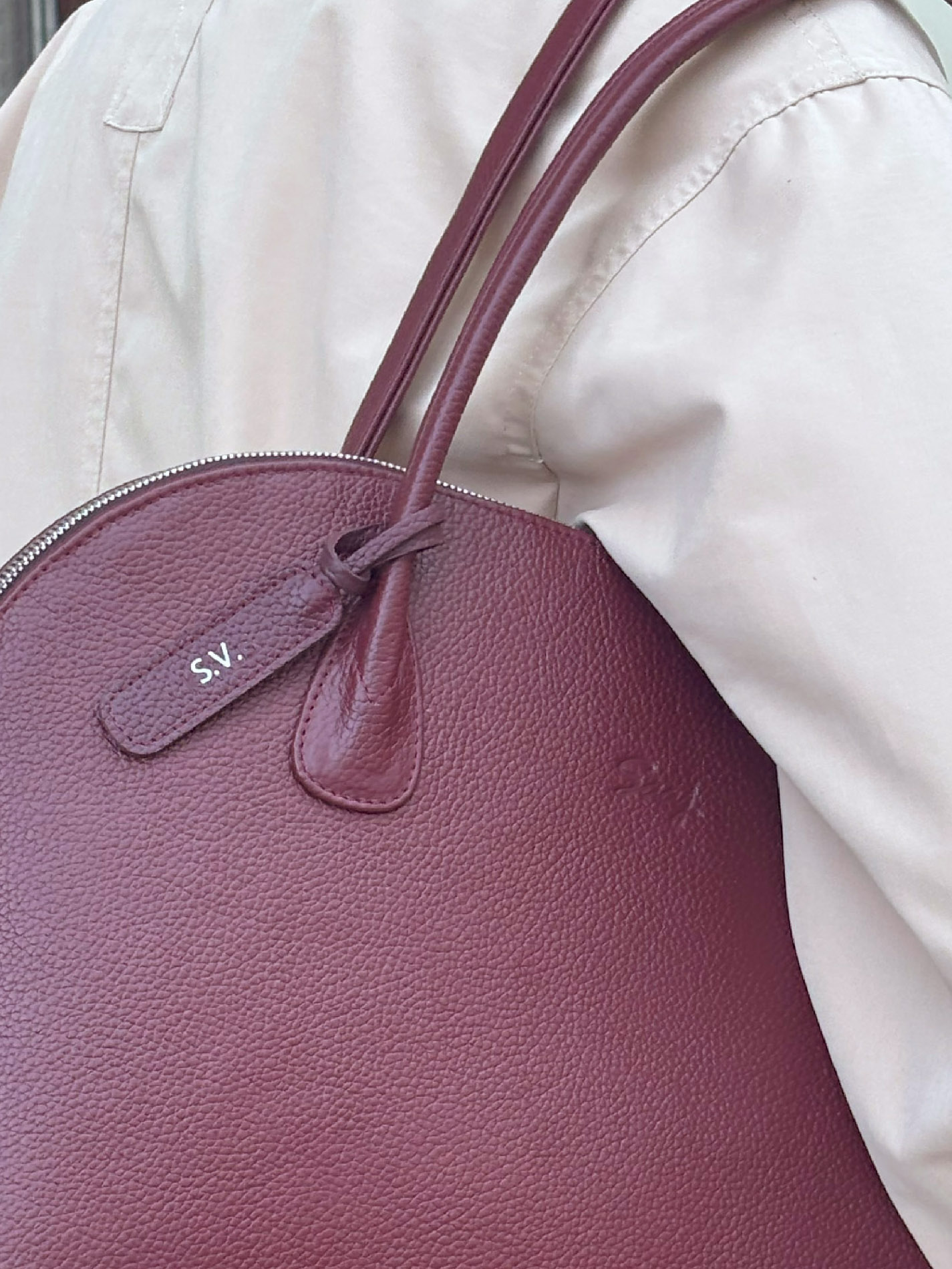 Тег для персонализации цвета бургунди