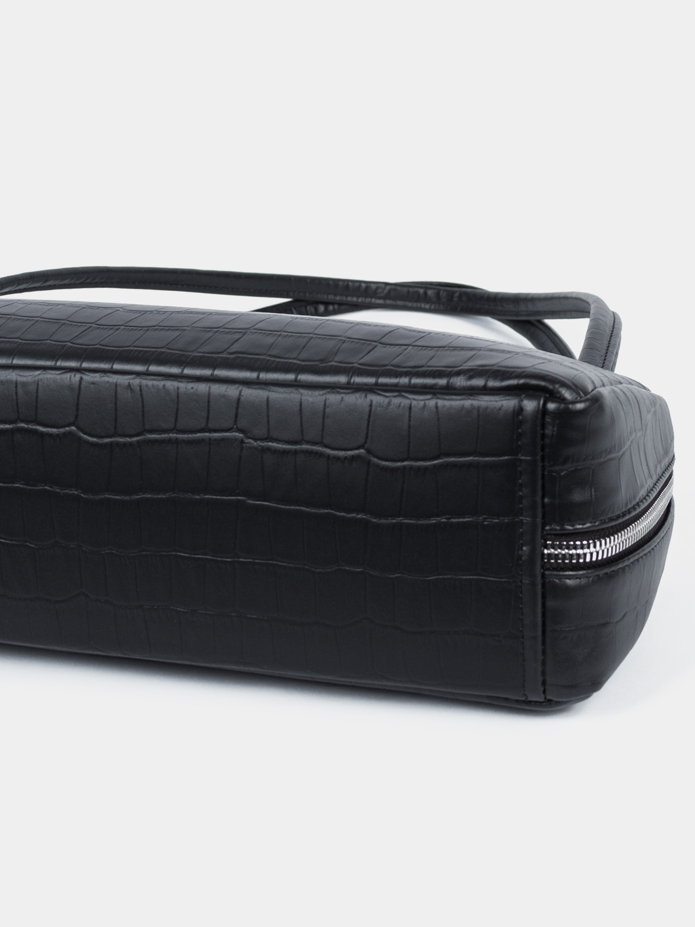 Сумка-такса из натуральной кожи Кожаная сумка-такса черного цвета