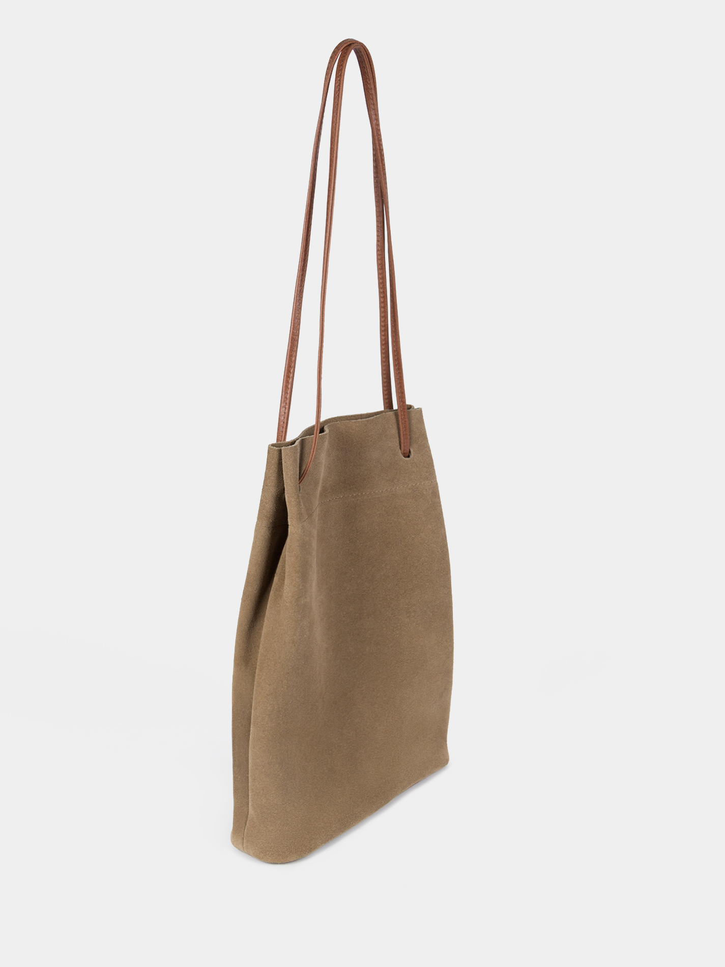 SLB192_79TAUP_lookbook_1 Замшевая сумка-мешок цвета тауп