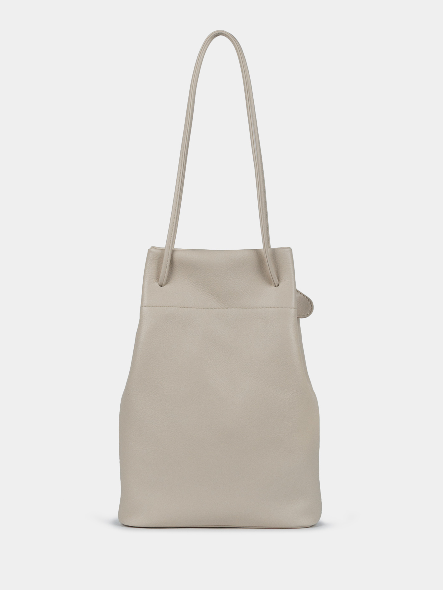 Кожаная сумка-мешок молочного цвета